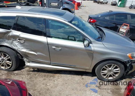 2016 Volvo Xc60 T5 Drive-E Premier из США, поврежденный, VIN YV440MDK9G2787207